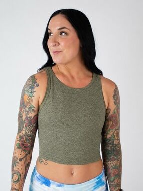 Fleo Olive Green Ribbed Crop Tank Heathered Green